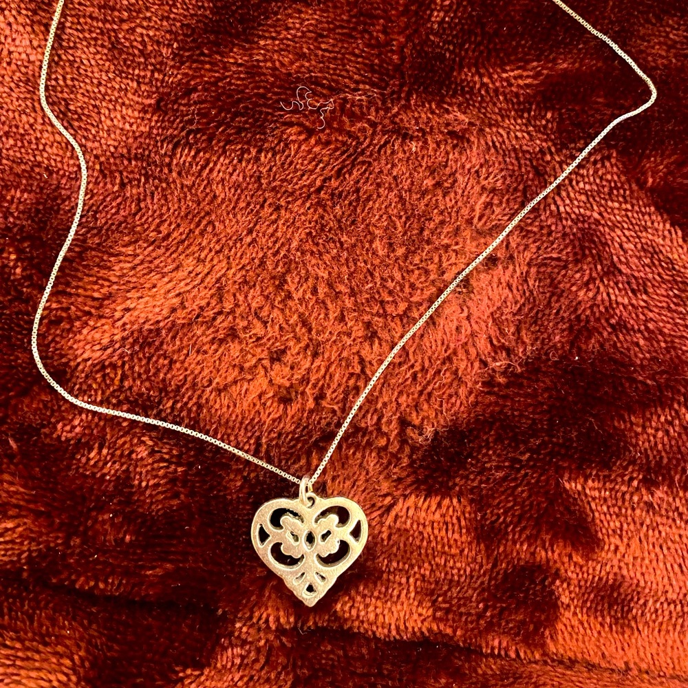 Silver heart necklace